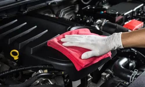 Nettoyage du compartiment moteur