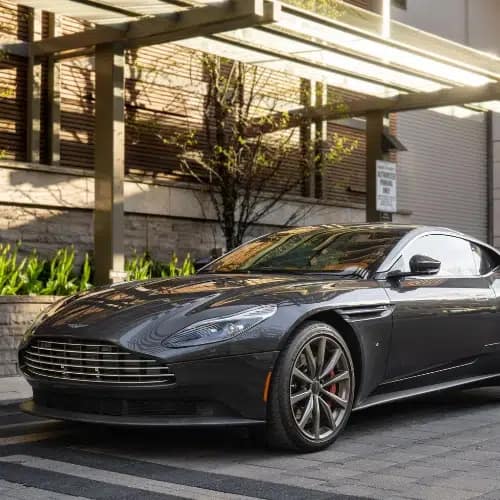 Aston martin db11