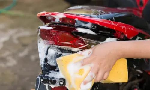 Nettoyage de moto